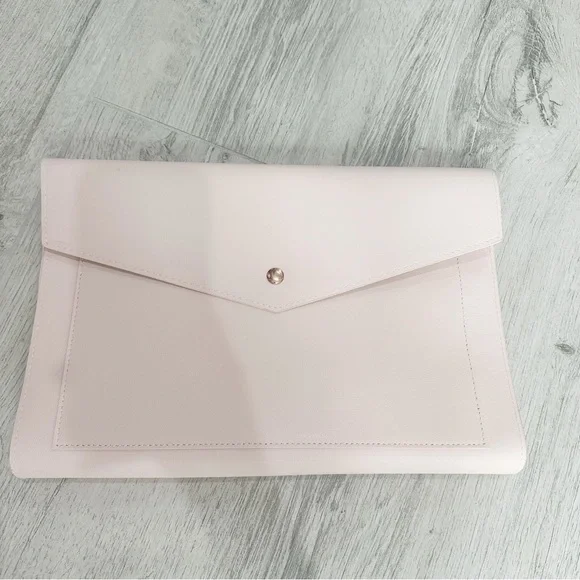 Glass Ladder & Co. “Megan” Blush Pink Clutch - Picture 3 of 13